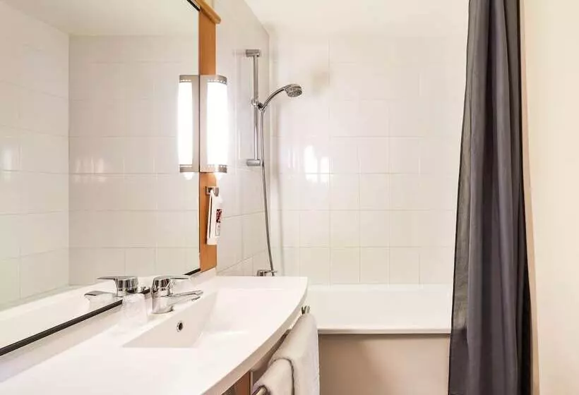 ホテル Ibis Saintnazaire Trignac