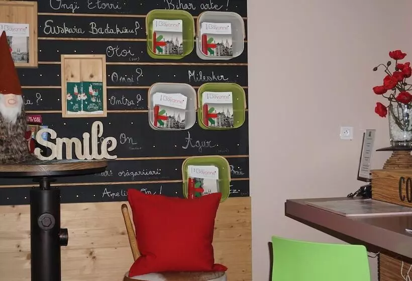 Отель Ibis Styles Bayonne