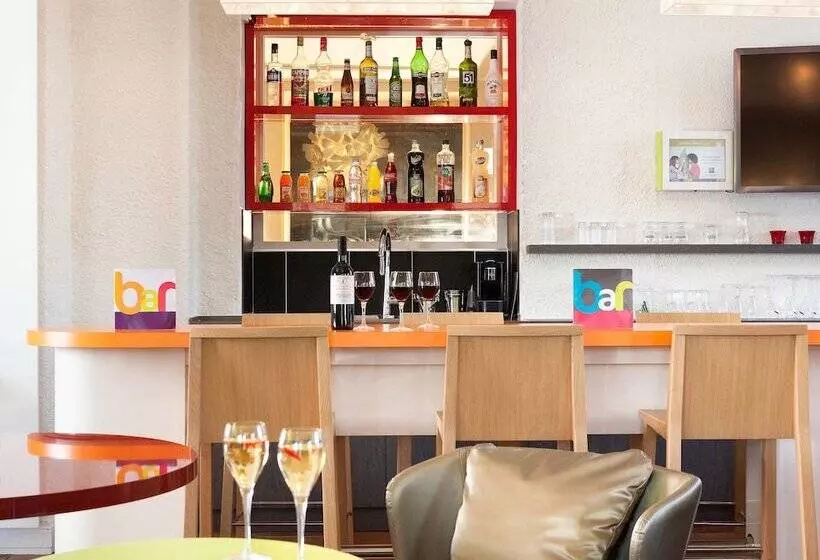 Отель Ibis Styles Bayonne