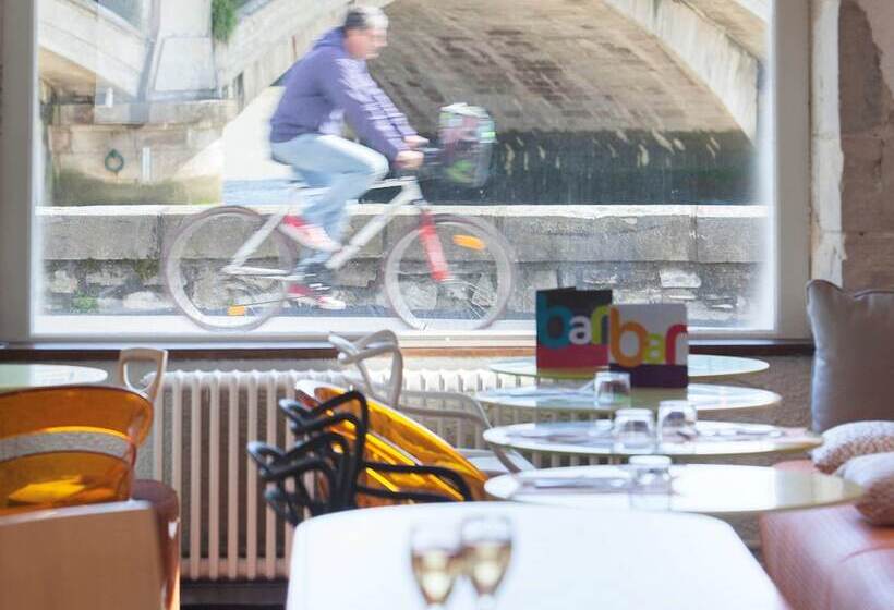 בית מלון כפרי Ibis Styles Bayonne