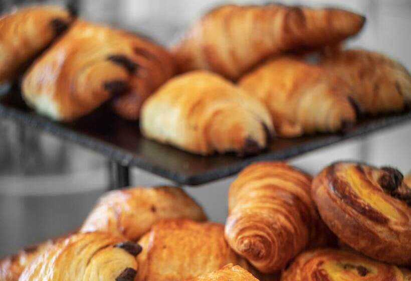 בית מלון כפרי Ibis Styles Bayonne