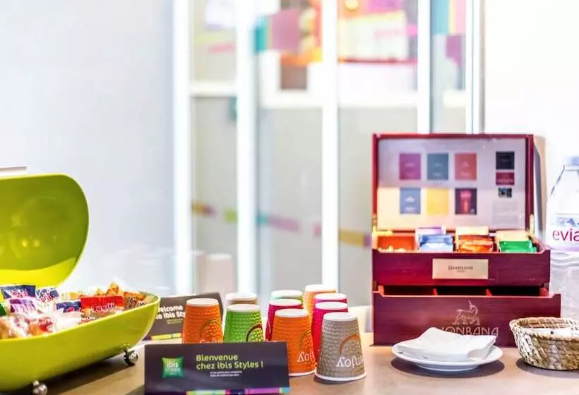 Отель Ibis Styles Bayonne