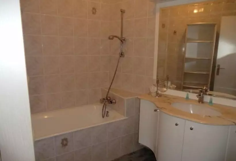 酒店 Le Crystal Dinard Plage