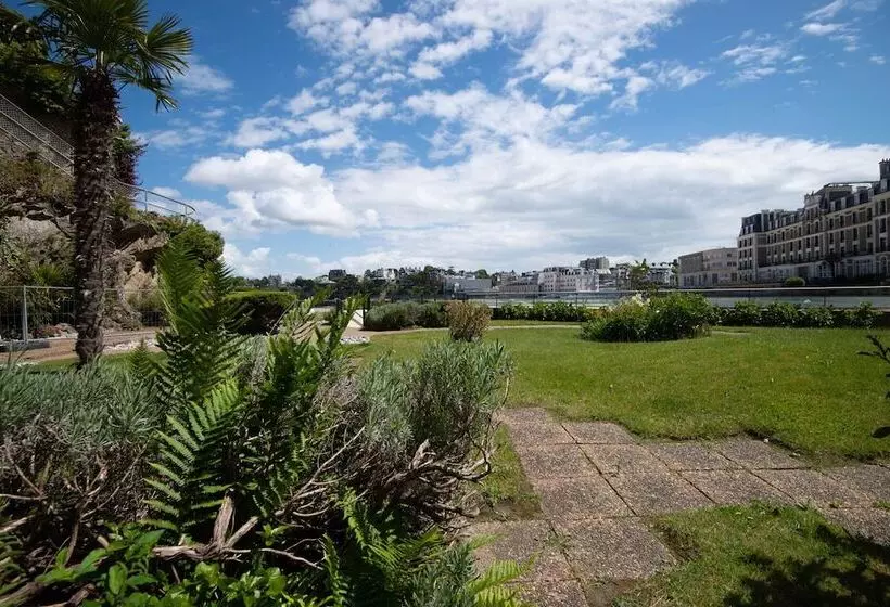 酒店 Le Crystal Dinard Plage