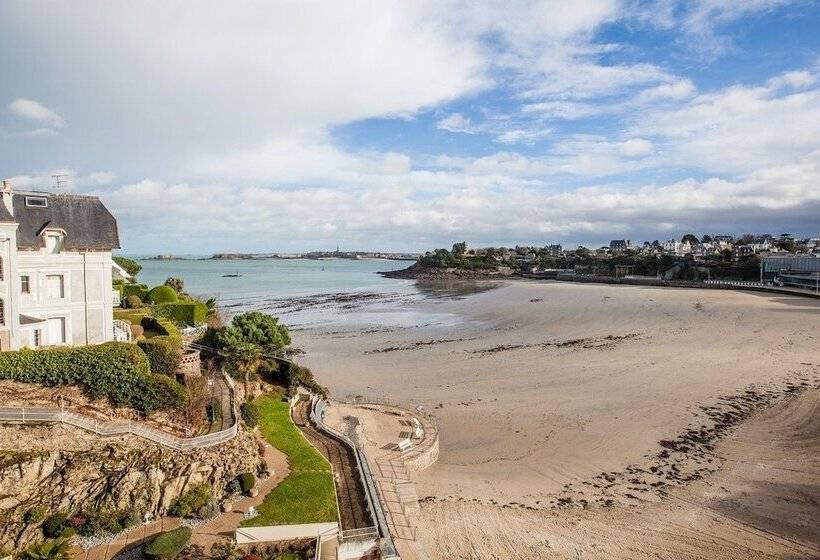 בית מלון כפרי Le Crystal Dinard Plage