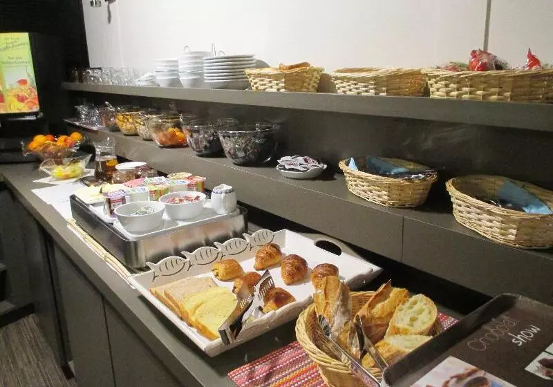 酒店 Le Crystal Dinard Plage