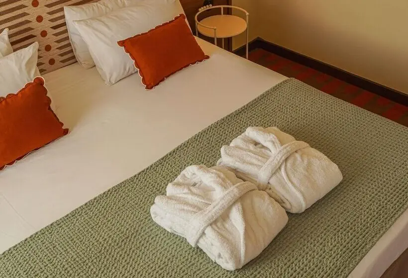 ホテル Mercure Arles Centre Arenes