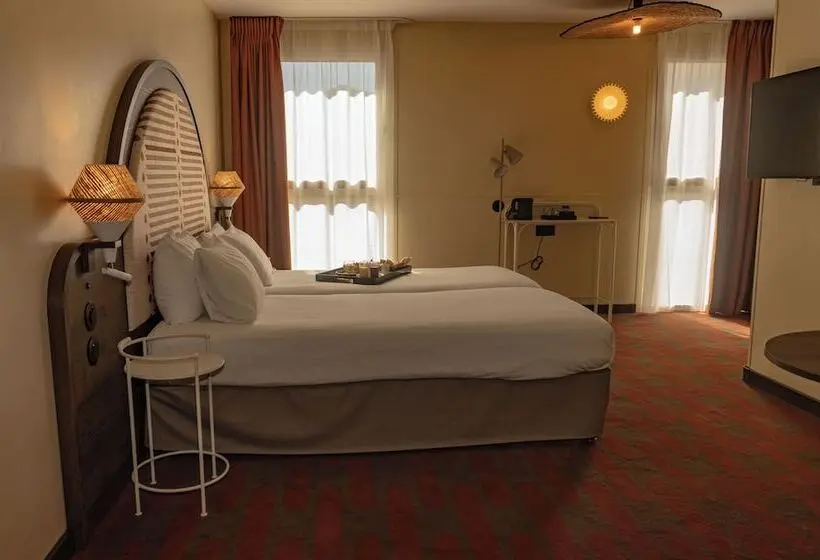 ホテル Mercure Arles Centre Arenes