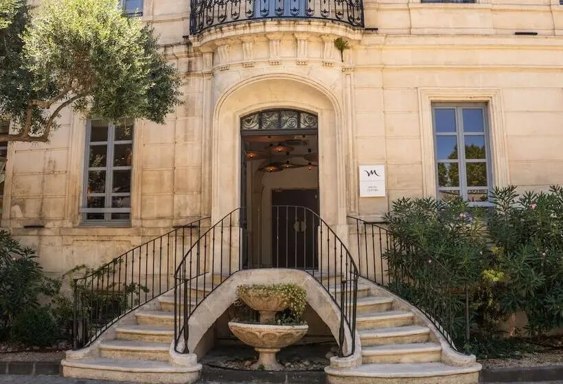 ホテル Mercure Arles Centre Arenes