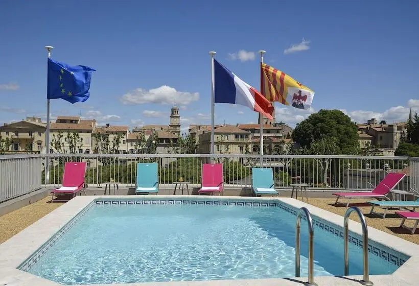 ホテル Mercure Arles Centre Arenes