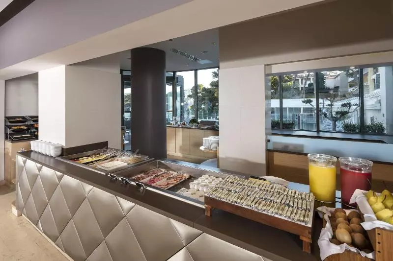 Отель Thalazur Bandol Ile Rousse   Hôtel & Spa