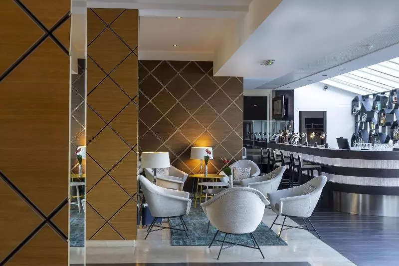 Отель Thalazur Bandol Ile Rousse   Hôtel & Spa