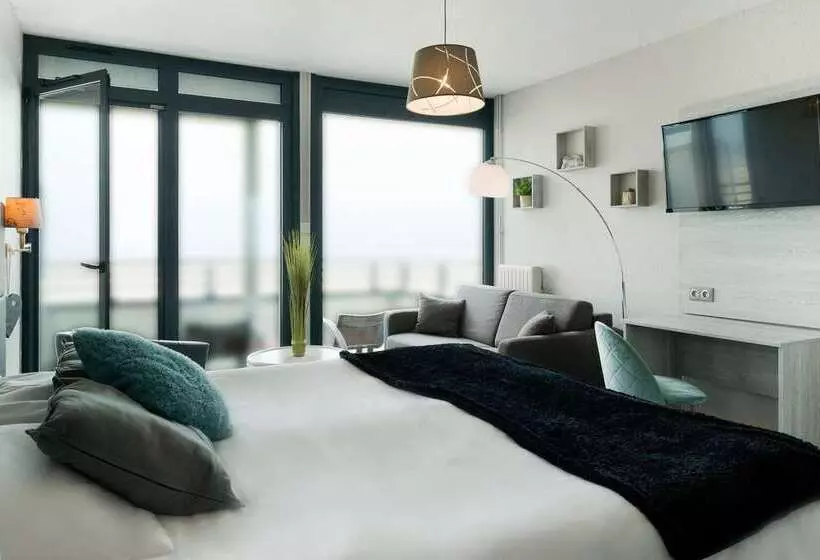 Отель The Originals Boutique, Hôtel Neptune, Bercksurmer