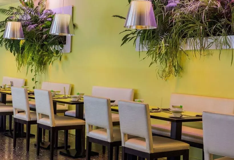 ホテル Best Western Plus Richelieu