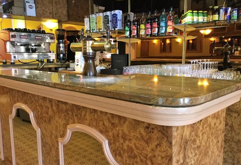 فندق Contact Hôtel Le Provence