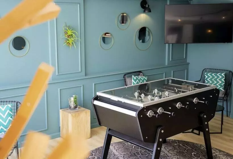 Отель Ibis Styles Lille Neuville En Ferrain