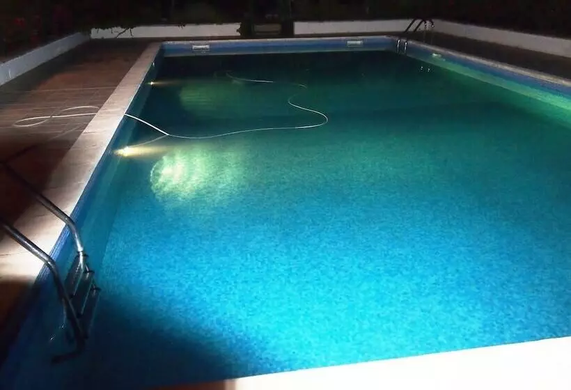 ホテル Le Relais du Val d'Orbieu