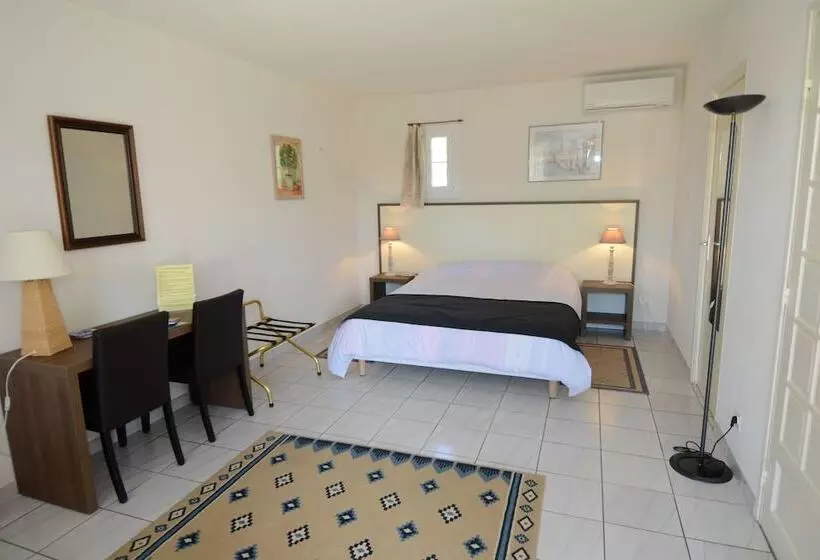 ホテル Le Relais du Val d'Orbieu