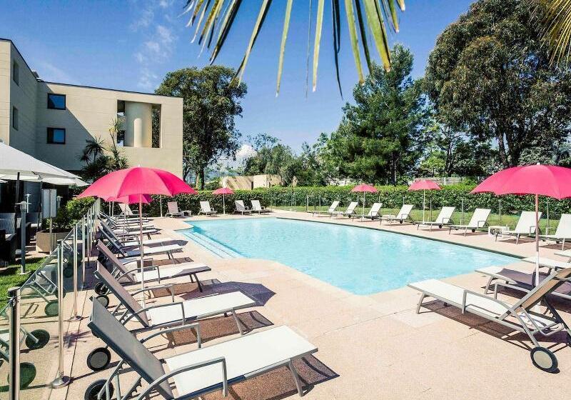 هتل Mercure Cannes Mandelieu