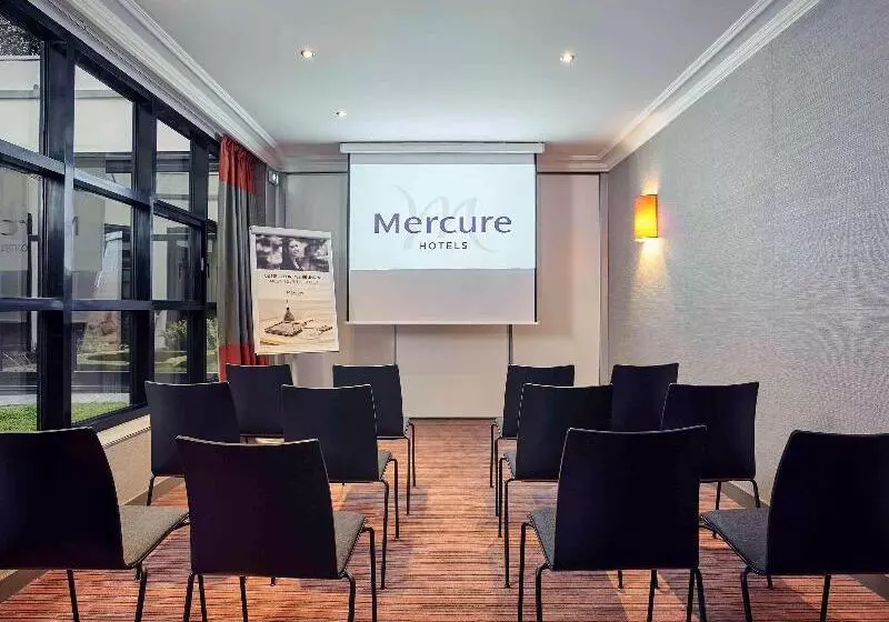 ホテル Mercure Tour Eiffel Grenelle