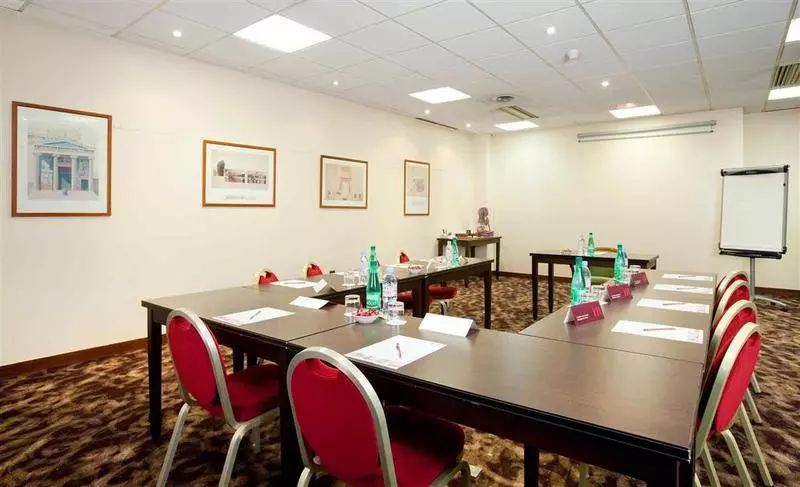 ホテル Mercure Tour Eiffel Grenelle