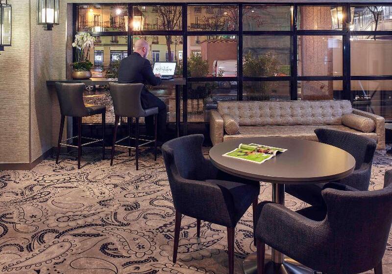 هتل Mercure Tour Eiffel Grenelle