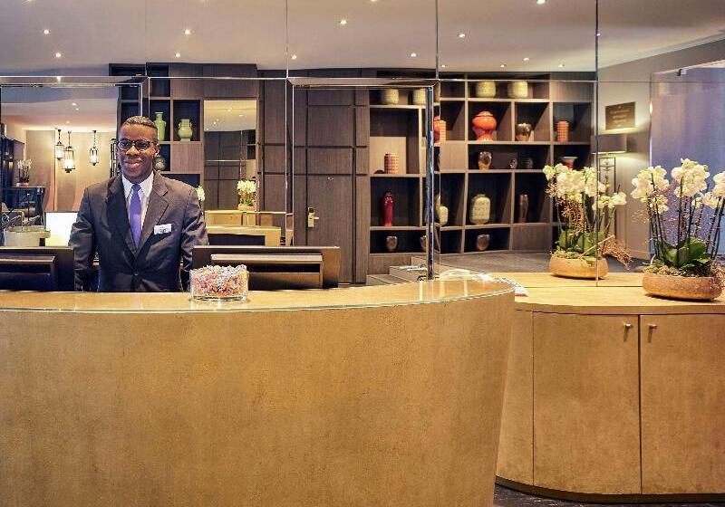 هتل Mercure Tour Eiffel Grenelle