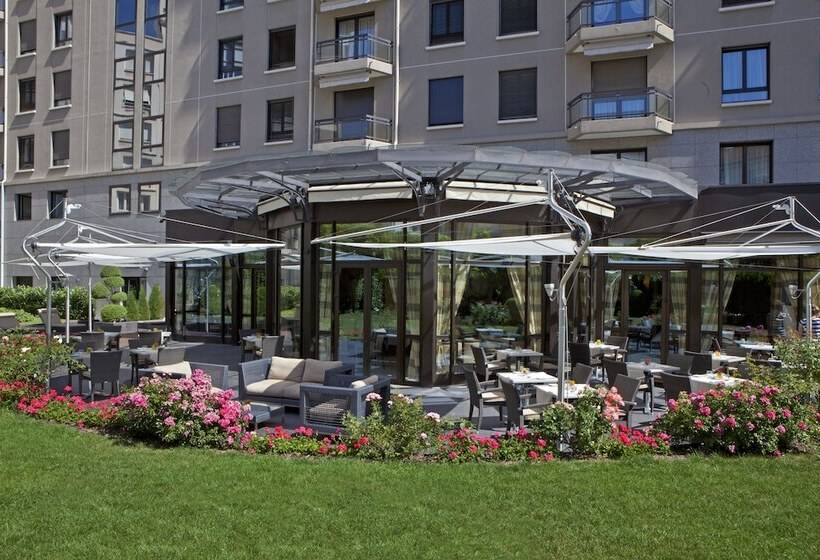 호텔 Warwick Reine Astrid Lyon