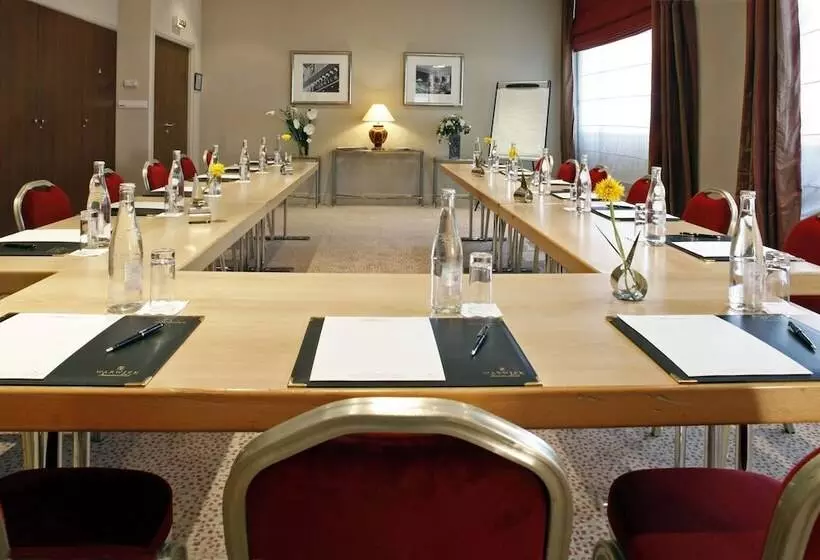 酒店 Warwick Reine Astrid  Lyon