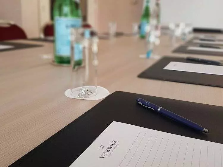 酒店 Warwick Reine Astrid  Lyon