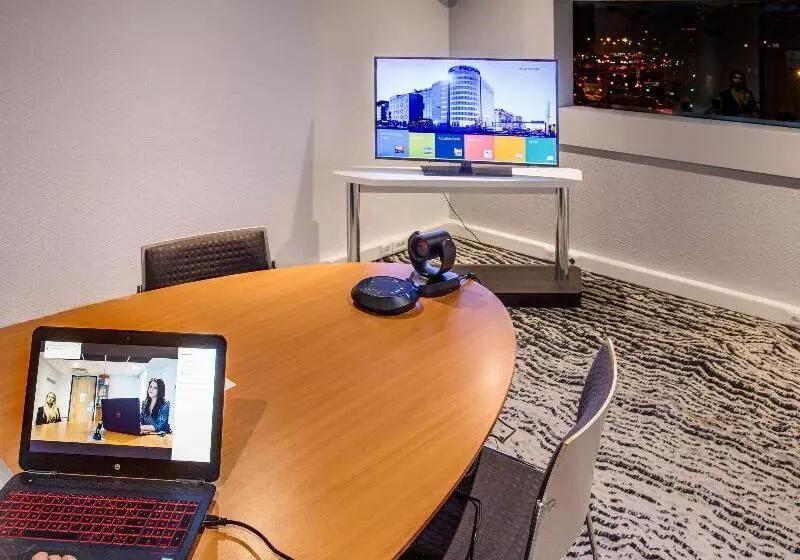 Novotel Paris 14 Porte D Orleans