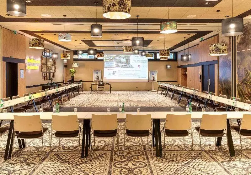 Novotel Paris 14 Porte D Orleans