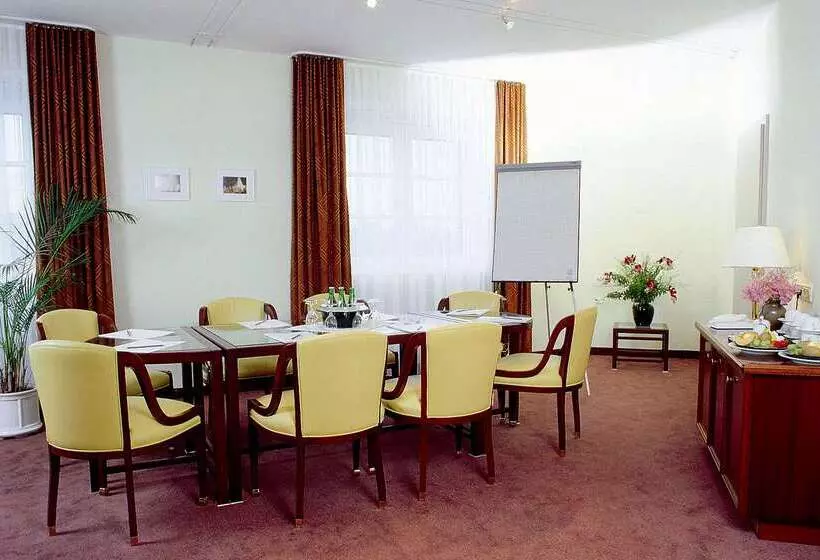 Best Western Hotel Schmoeker Hof