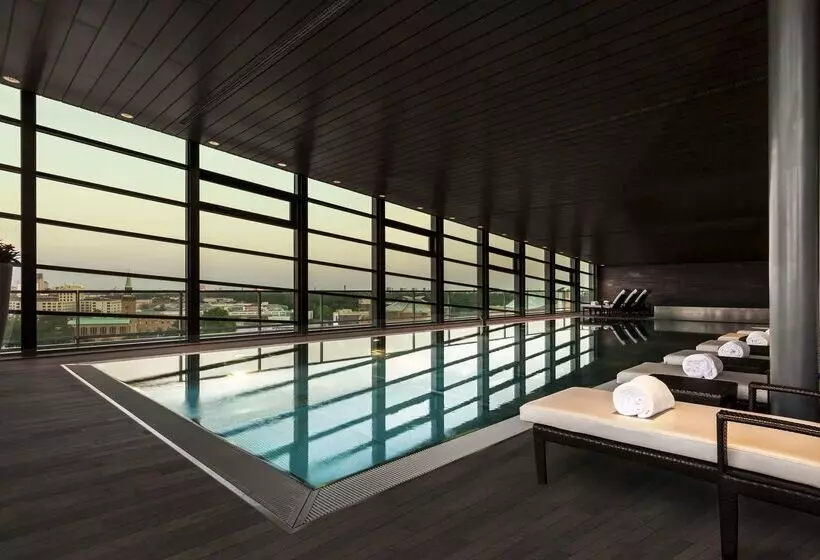 هتل Grand Hyatt Berlin