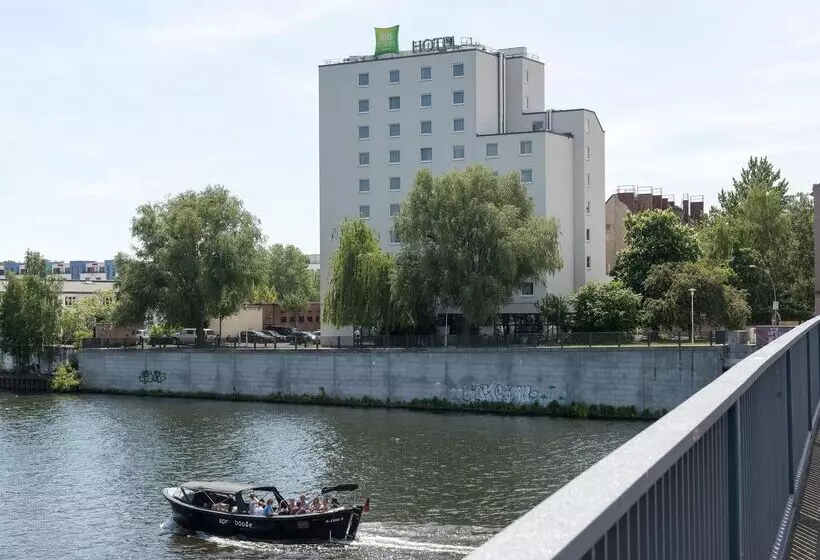 هتل Ibis Styles Berlin Treptow