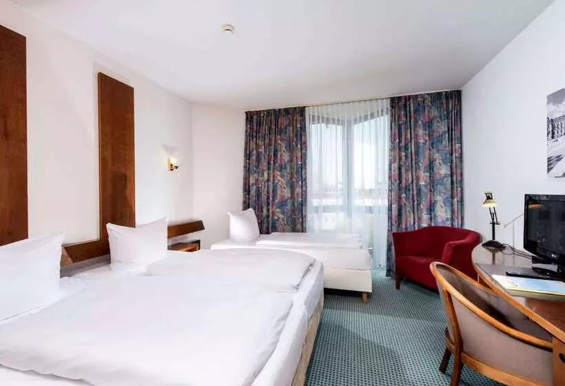 Отель Days Inn By Wyndham Leipzig Messe