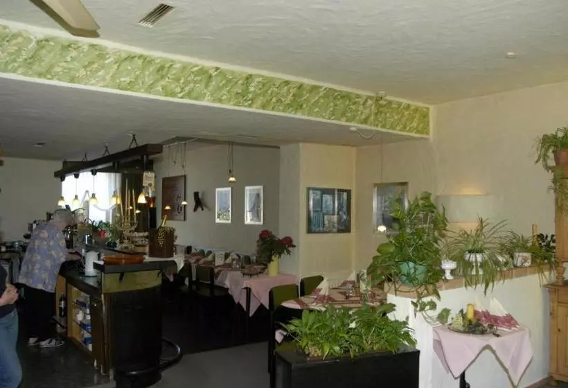 Отель Schwerthof