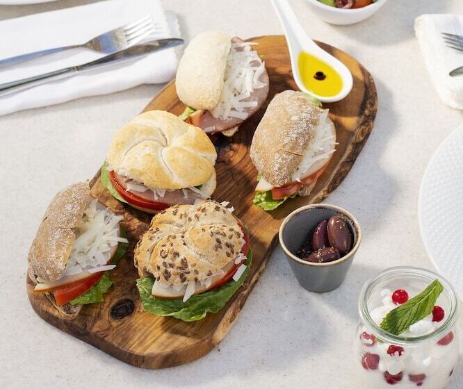 בית מלון כפרי Acropolis View