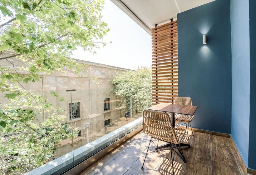 فندق Island City