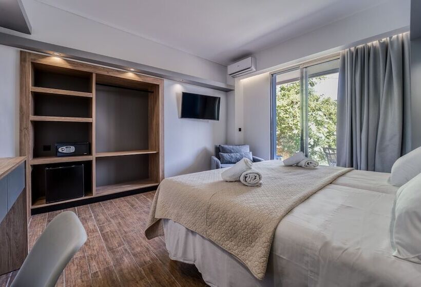 فندق Island City