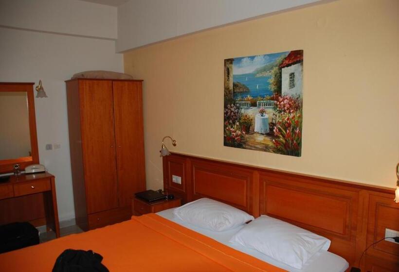 בית מלון כפרי Grand Platon