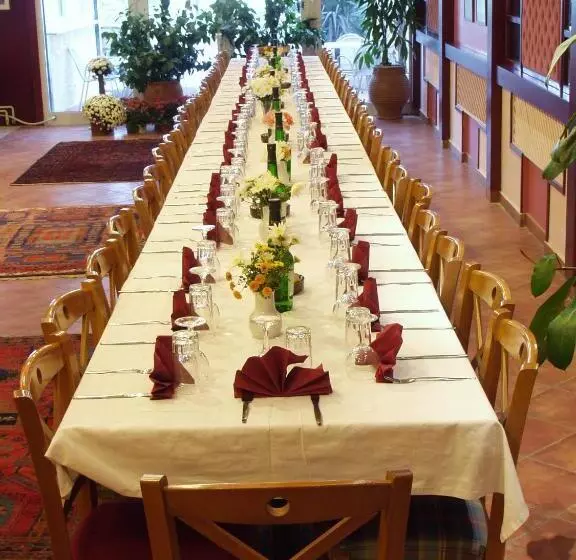 فندق Grand Platon