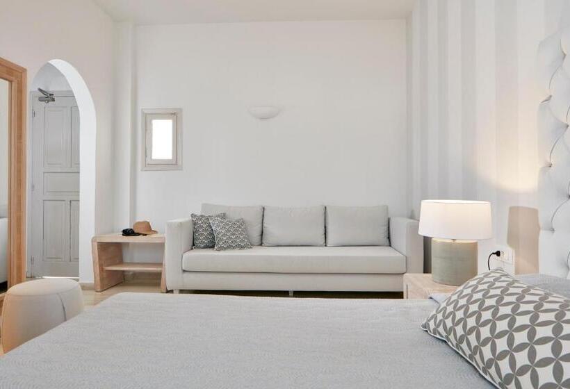 هتل Santorini Palace