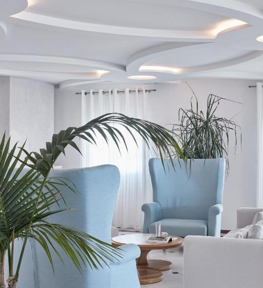 هتل Santorini Palace