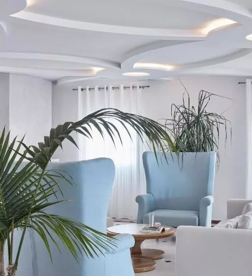 فندق Santorini Palace