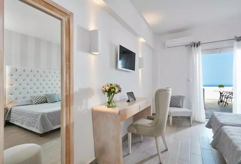 فندق Santorini Palace