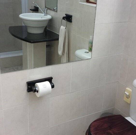 בית מלון כפרי Royal Guest House