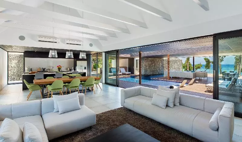 Hotelli Vomo Island Resort