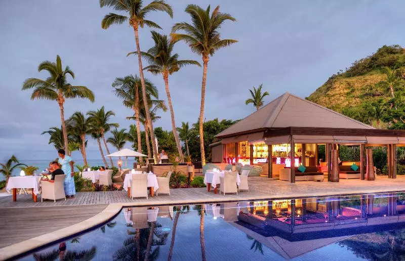 Hotelli Vomo Island Resort