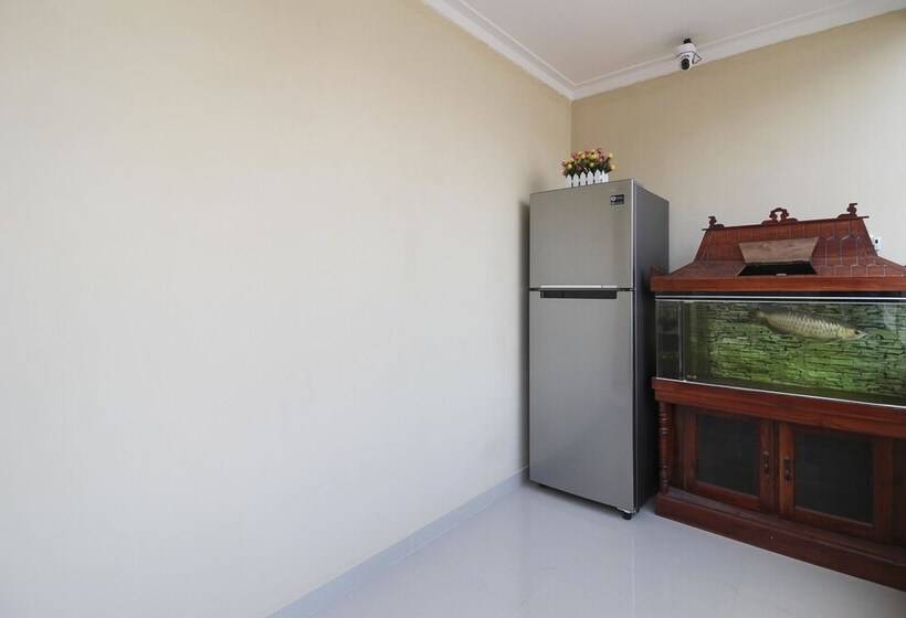 פנסיון Reddoorz Plus Near Jogja Kembali Monument